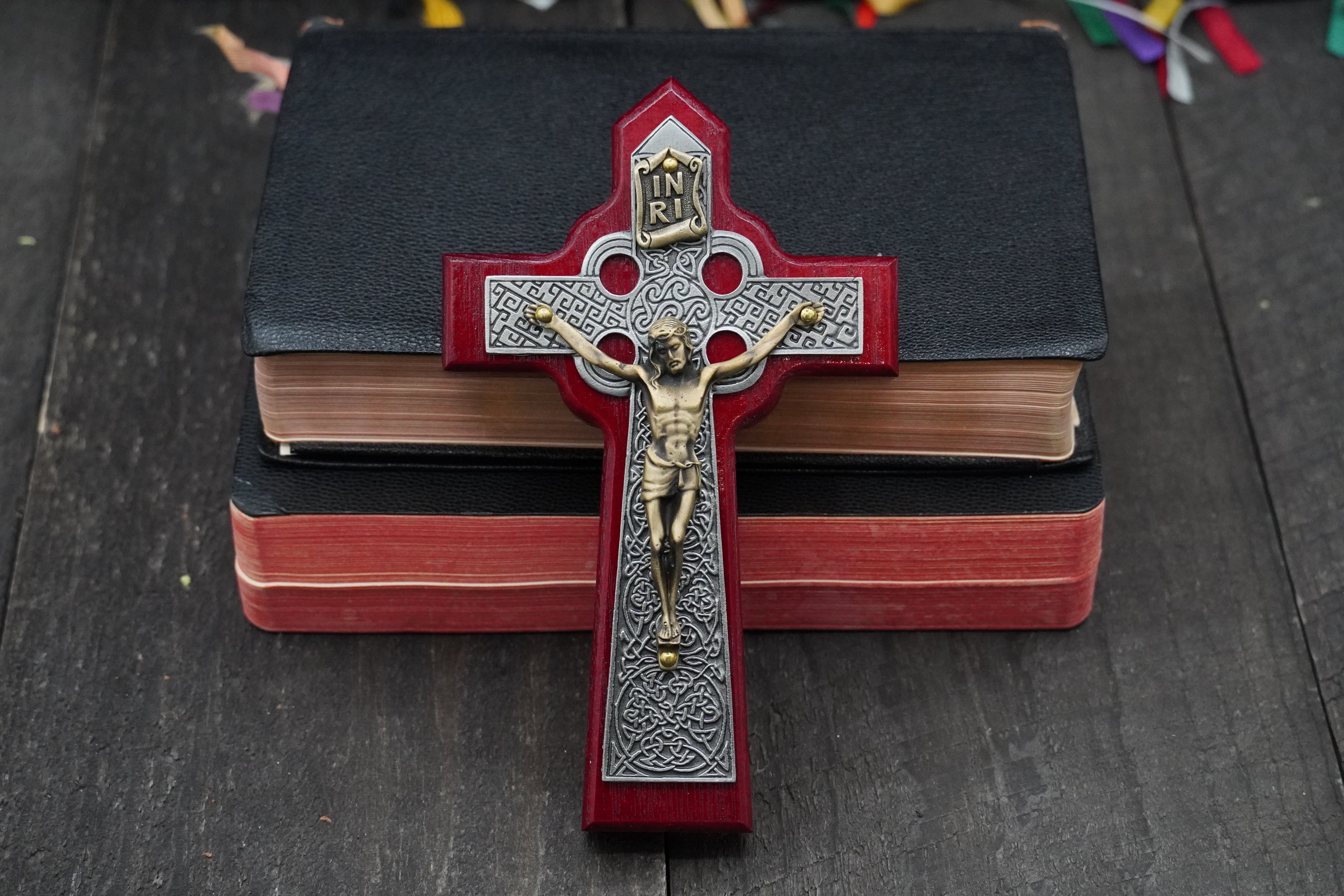 Celtic Cherry Wall Crucifix 5” – Runewood Rosary Co.