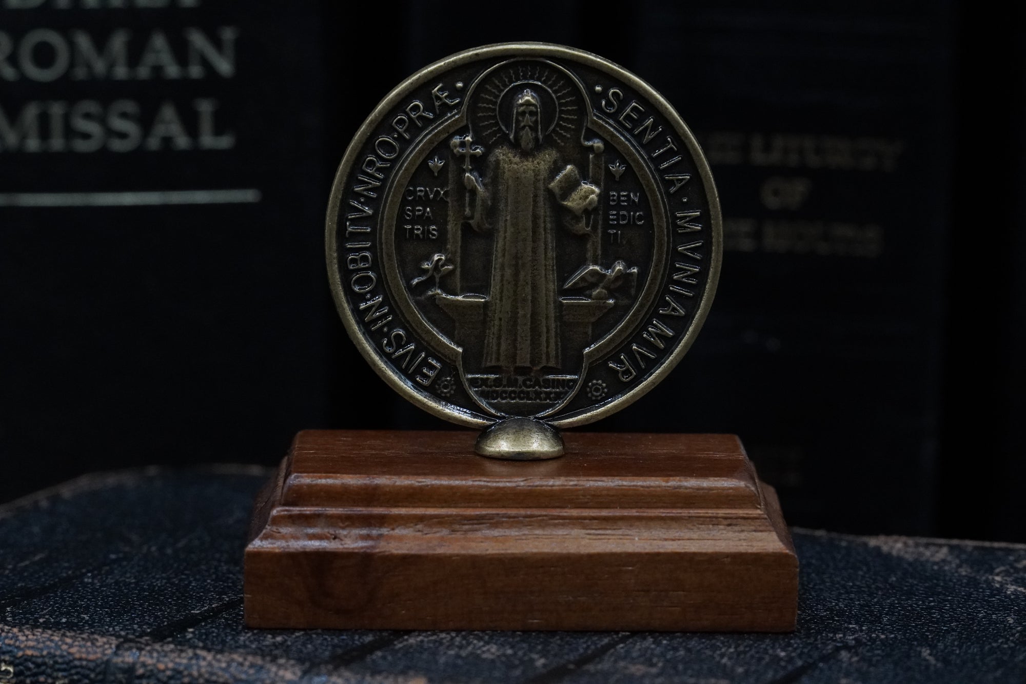 Standing Desktop St. Benedict Medal 2.5"