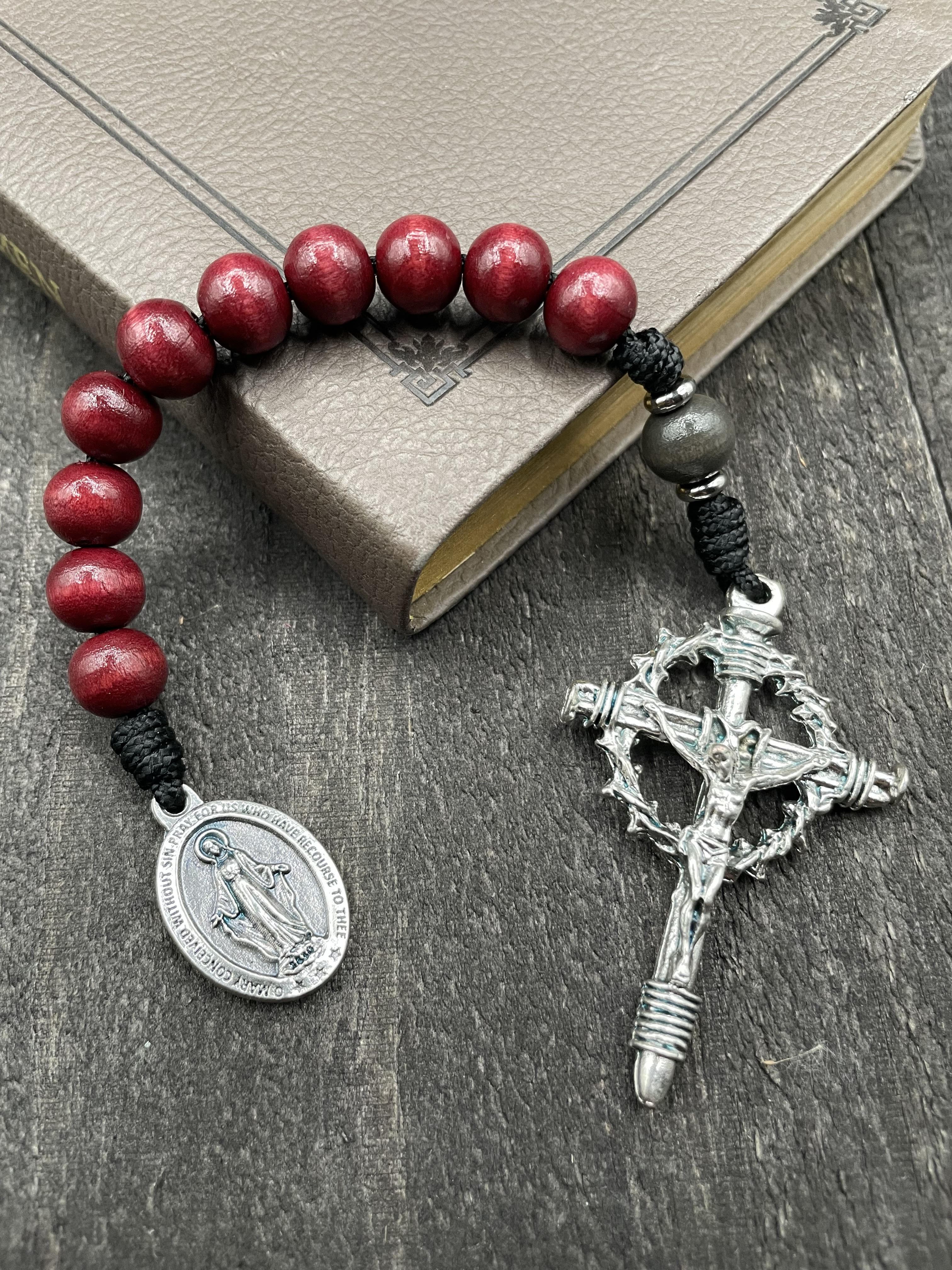Have A Good Runシリーズブレスレット シークレット St. Michael 1 Decade Pocket Rosary – Runewood Rosary Co.